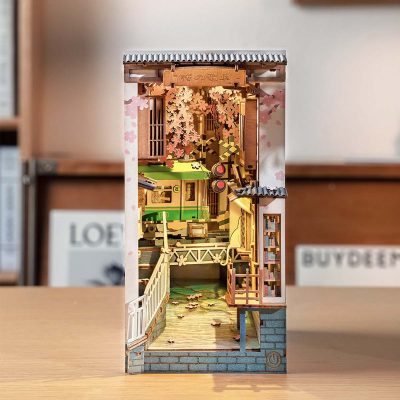 Book Nook Shelf Insert - Sakura Densya TGB01