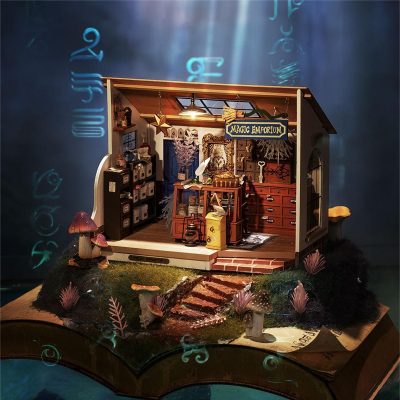 Kiki's Magic Emporium Miniature House Kit - DG155